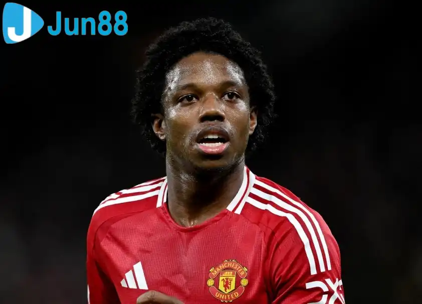 Tyrell Malacia không còn tương lai tại Old Trafford (Ảnh: GOAL) Tyrell Malacia không còn tương lai tại Old Trafford (Ảnh: GOAL)