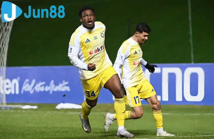 Pakhtakor phần nào được đánh giá cao hơn so với Nasaf Qarshi